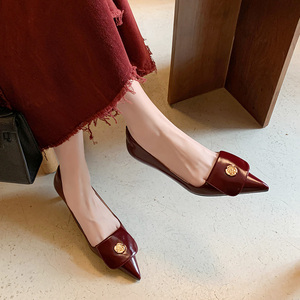 红色单鞋女2024新款超软羊皮低跟新中式鞋子尖头细跟3公分高跟鞋