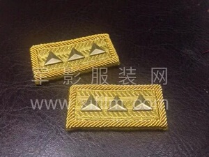 上将领章