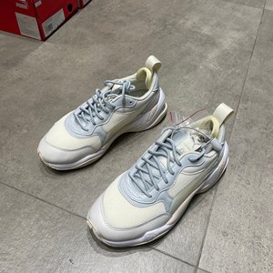 彪马 puma 刘雯联名款 女子米白复古运动休闲老爹鞋 374724 01