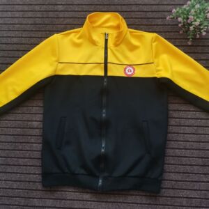 重庆市梁平校红旗中学校服上衣黄色拼接黑色宽松运动外套来图定做
