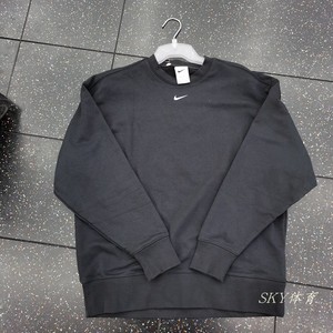 耐克大勾子卫衣