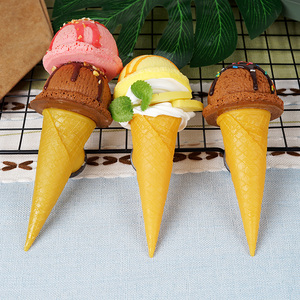 水果圣代冰淇淋模型