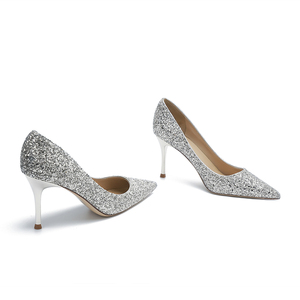 00何以默笙忆淘宝博主力推~超闪~银色单鞋女平底真皮方头2022年秋季