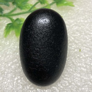 黑皮玛瑙 马料水冲料 马达加斯加玛瑙原石43克 48*31*20毫米