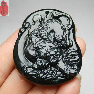 下山虎玉牌玉坠天然墨绿玉墨玉吊坠男女款生肖虎玉石项链挂件玉佩