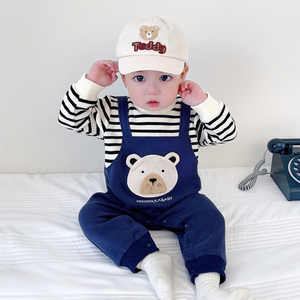 婴儿早秋套装0-1岁男宝宝连体衣春秋季外出服3洋气小熊新生儿衣服