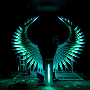 大型天使之翼户外互动翅膀人体感应七彩动态灯光引流打卡暖场道具