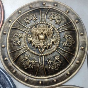 拍电影表演道具仿古代矛盾影视武器装备古装演出武馆装饰虎狮盾牌