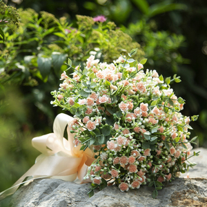 新娘手捧花新娘结婚 森系仿真满天星花 西式婚礼花束婚纱摄影道具