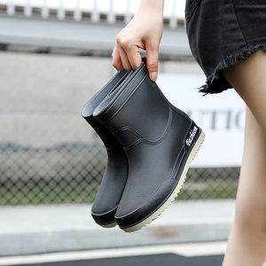 时尚雨鞋女雨靴中筒轻便防水鞋新款女士厨房胶鞋下雨天防滑鞋子