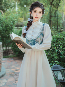 欧洲中世纪复古裙法式油画宫廷风连衣裙白色假两件茶歇公主长裙子