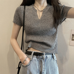 复古流行时尚修身短款上衣女夏季2022新款洋气v领灰色短袖针织衫