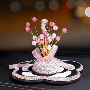 镶钻汽车摆件装饰网红可爱车载内饰女神款车内中控台水晶女性车饰