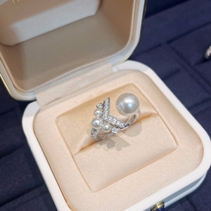新款V型开口约瑟芬珍珠仿真钻石戒指指环女925纯银镀18K白金手嵌
