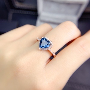 新品天然伦敦蓝托帕石戒指女  s925银简约大克拉心形蓝宝石日韩系