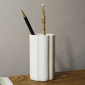 秋月白 白瓷毛笔笔筒 手工陶瓷文房四宝 书法国画用创意中国风多功能