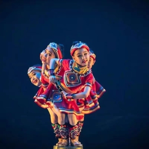 三月三少儿小荷风采阿达毕的心声舞蹈演出服民族服装黎苗族表演服
