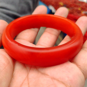 天然南红玛瑙手镯哑光磨砂云南保山宝山手镯柿子四川红满色满肉女