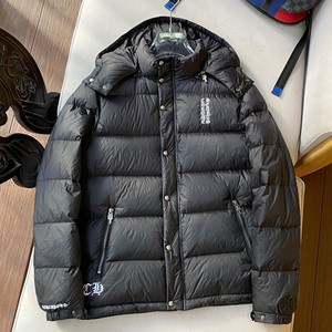 克罗心男款羽绒服