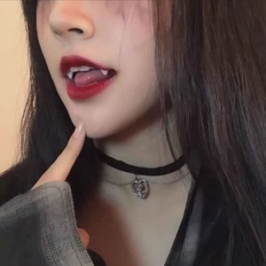 虎牙假牙可爱自然