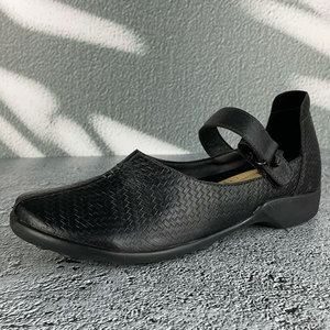 法浪路仕1973 圆头平底百搭浅口女士单鞋 w615002