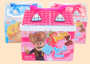 熊出没存钱屋注心威化卷草莓味牛奶75g存钱罐儿童零食光头强包邮