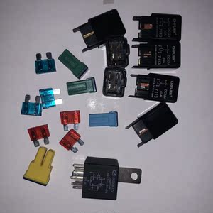 包邮众泰2008 5008 t200汽车继电器 闪光继电器 空调 风扇继电器