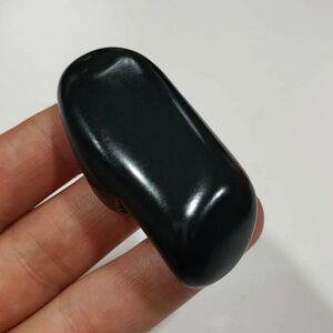 000人付款淘宝41克和田玉塔青籽料原石一细 黑羊脂天然纯黑吊坠籽原料