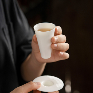 德化玉瓷羊脂玉白瓷茶杯陶瓷品茗杯主人杯功夫单杯带杯垫私人订制