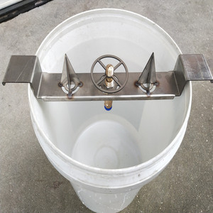 电动手提式喷雾器打农药开瓶冲洗器洗瓶器农用刀头喷头开瓶清洗器