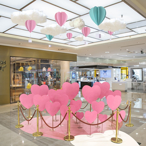 春季网红粉蓝道具商场美陈装饰 橱窗展厅堆头布置dp点摆件3人付款889