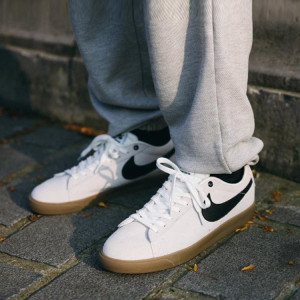 耐克女鞋开拓者sb低帮板鞋