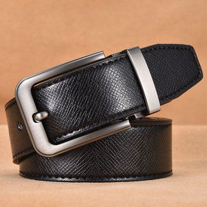 劲霸皮带年轻人