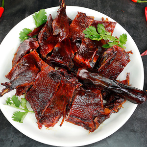 湖南特产酱板鸭常德香辣手撕鸭长沙爆辣风干板鸭熟食鸭肉零食