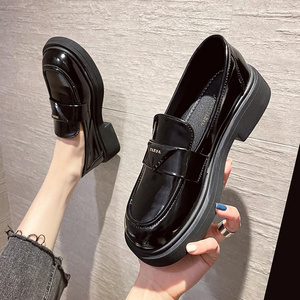 宽头英伦风小皮鞋女秋天2022年新款复古配正装高级感平底乐福鞋子
