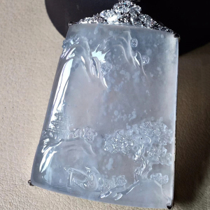 七小匠缅甸老坑玉石a货冰种白冰雪花棉山水牌子18k金镶嵌翡翠吊坠