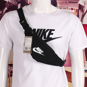耐克Nike斜挎单肩包运动腰包男女款便携式小挎迷你背包DB0488-010