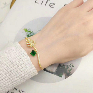 水晶金色叶子盛夏树叶手链镶嵌施华洛世奇元素旗舰店官网礼物女