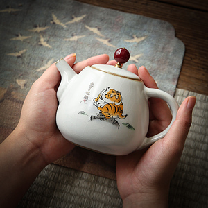 可爱风萌虎茶壶家用趣味汝窑陶瓷泡茶壶功夫茶具单个茶壶开片可养