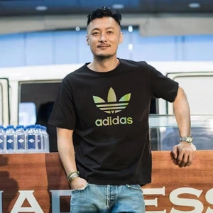 Adidas阿迪达斯宽松短袖男夏季纯棉运动休闲半袖时尚大码圆领t恤