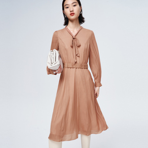 00kyp康康18033056572淘宝恩裳女装21春季新款时尚雪纺蕾丝简约收腰