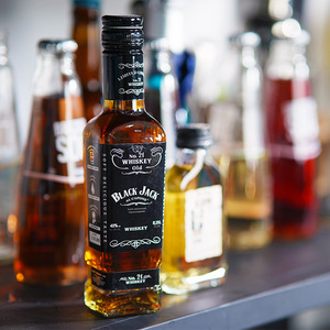 黑杰克威士忌