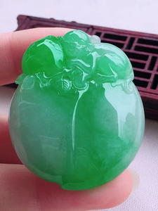 晶泰然缅甸天然翡翠a货福桃吊坠 冰种阳绿女士玉石桃子玉器挂件