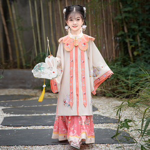 明朝汉服女袄裙