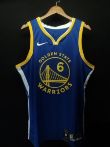 尼克杨勇士球衣