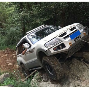 老款帕杰罗前杠 v73v77改装越野竞技杠 防撞杠 保险杠前护杠