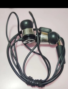 韩国可立新入耳式耳机 韩国泛泰库存短线mp3配塞  sky  3.5有线