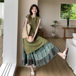 夏装搭配一整套森系文艺慵懒松弛绿色针织连衣裙今年流行两件套裙
