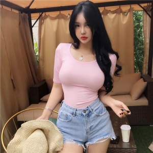 韩国女装2022夏新款修身显瘦低胸性感紧身显胸大五分袖t恤女上衣
