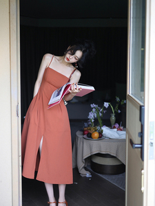 新中式女装高级感吊带连衣裙女夏季气质名媛显瘦网红海滩度假裙子